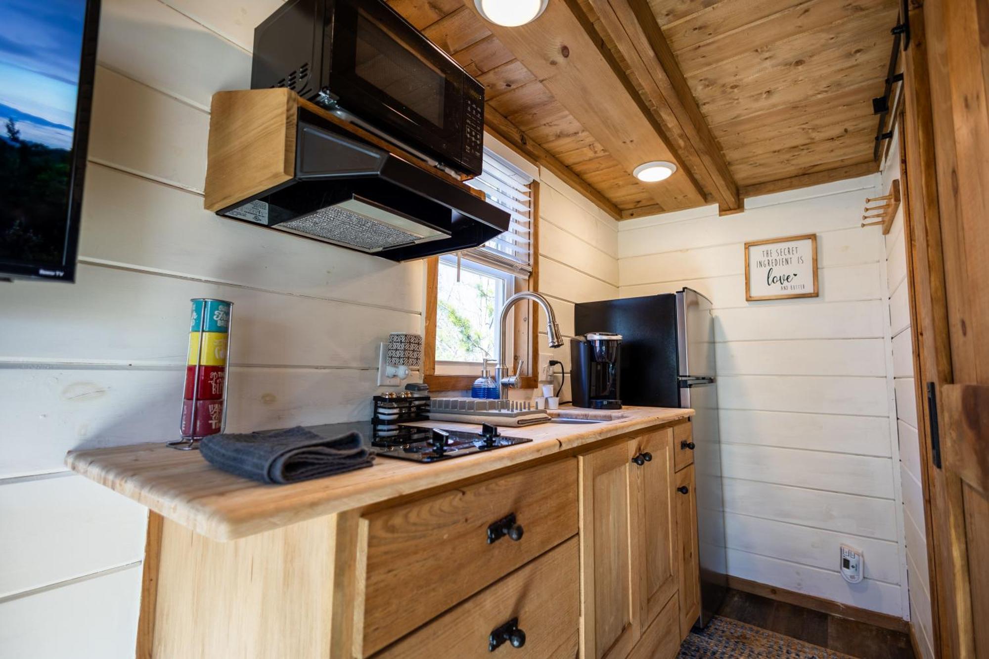 Sojourn Lodging 세비어빌 외부 사진