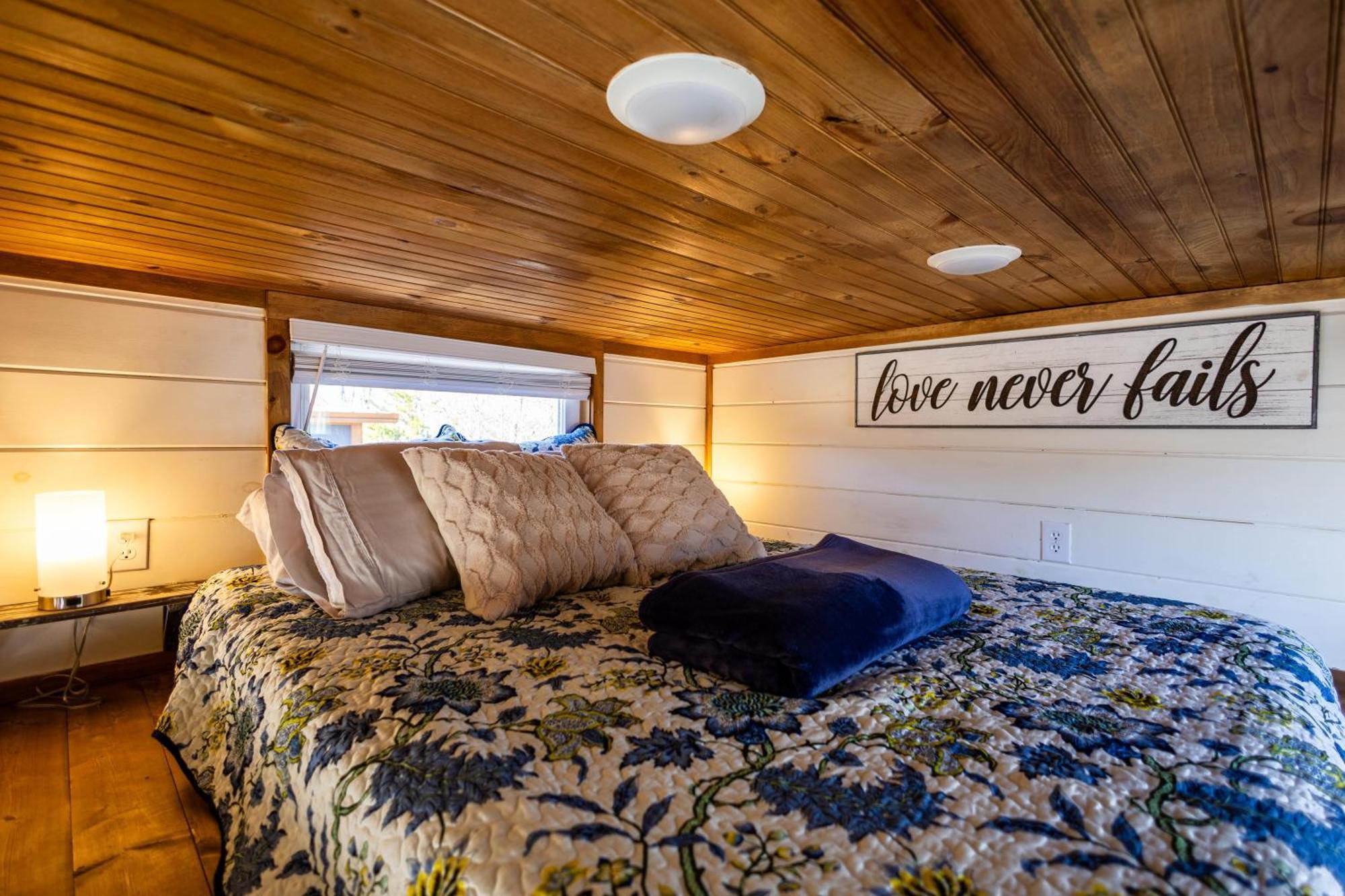 Sojourn Lodging 세비어빌 외부 사진